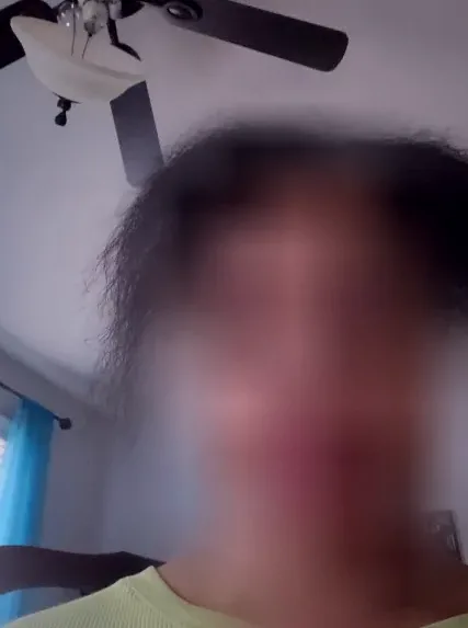Andrea, 39