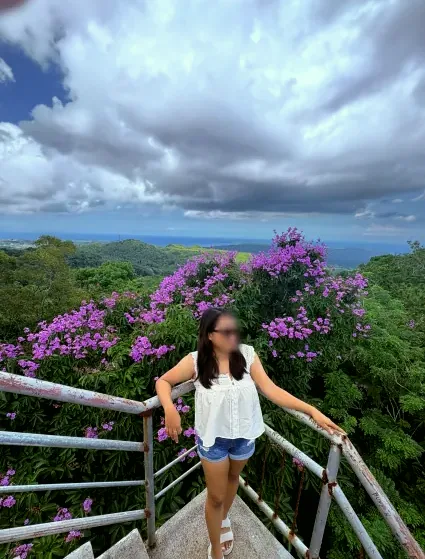 Annika, 32