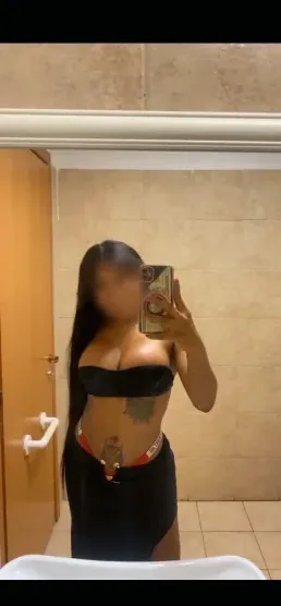 Aylin, 26