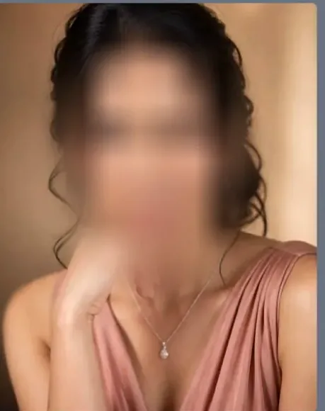 Cara, 39
