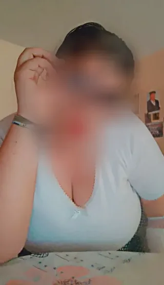 Esra, 35
