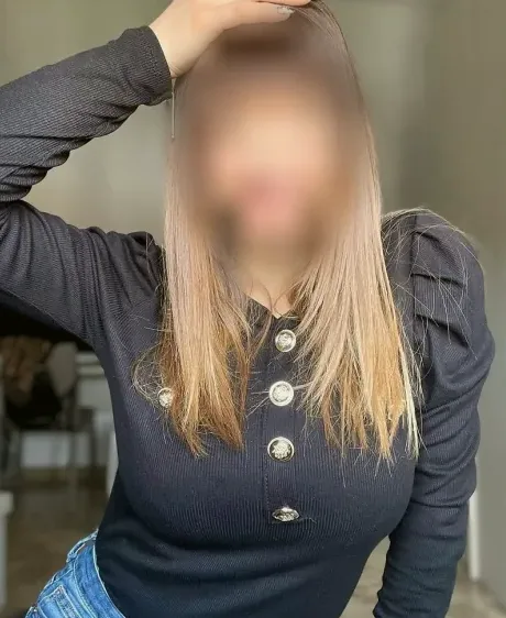 Leyla, 37