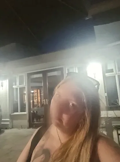 Romy, 35