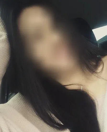 Saskia, 34